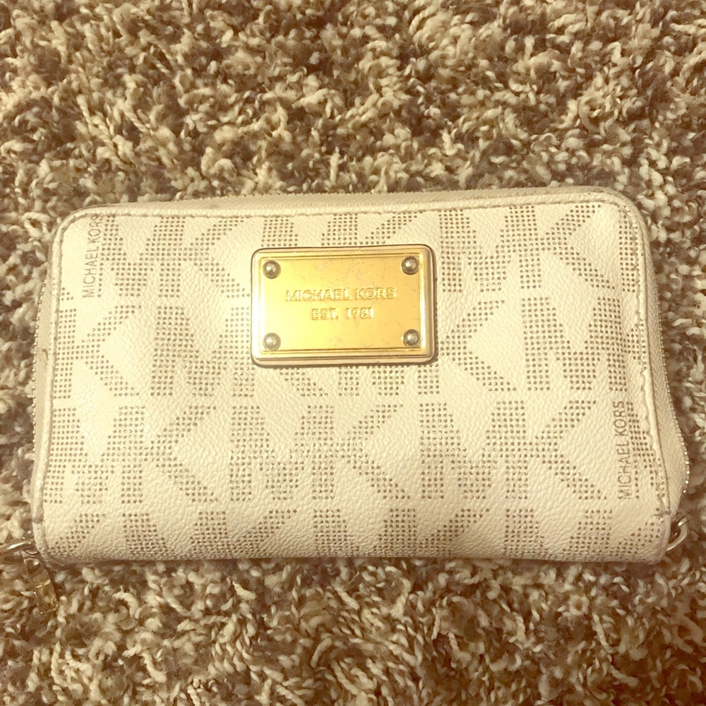 Michael Kors wallet